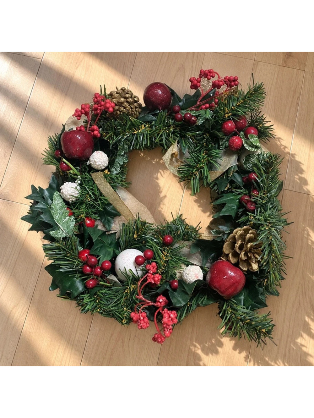Vintage Mini Christmas Wreath Apples Berries Pinecones Holly Holiday Decor 10.5"